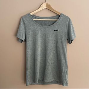 Nike Women’s Dry Legend Scoop T-Shirt - Dk Grey Heather - Size Medium